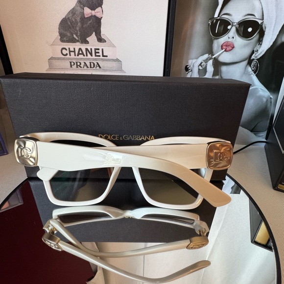 Dolce & Gabbana White Rectangular Sunglasses Full Inclusion - Picture 7 of 9